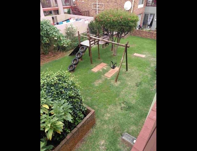 2 BEDROOM APARTMENT FOR SALE IN RAVENSWOOD